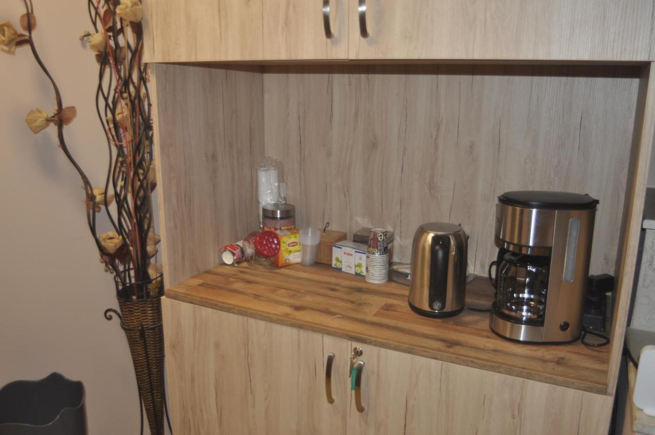 Bliri Myslym Shyri Apartamento Tirana Exterior foto